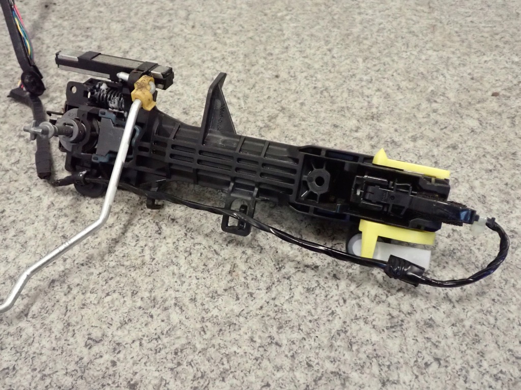 фото №6, Toyota iq 08-12 ручка наружная левая