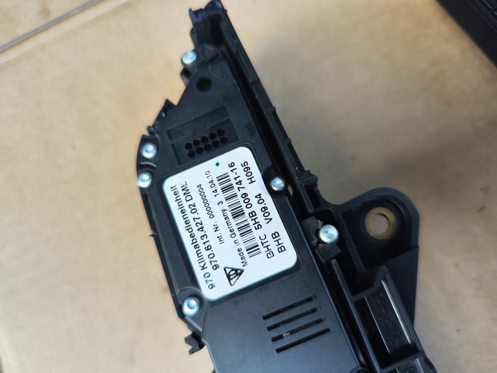 фото №12, Панель обдув кондиционера porsche panamera 970