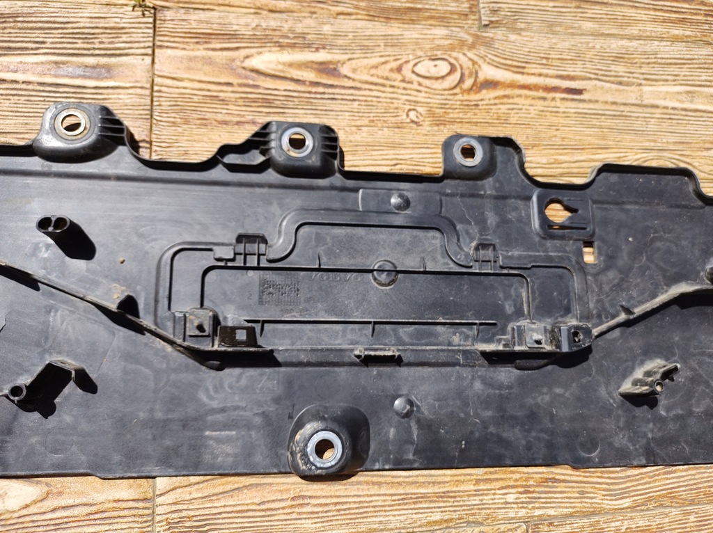 фото №15, Volvo v60 18r- защита подвеска левая