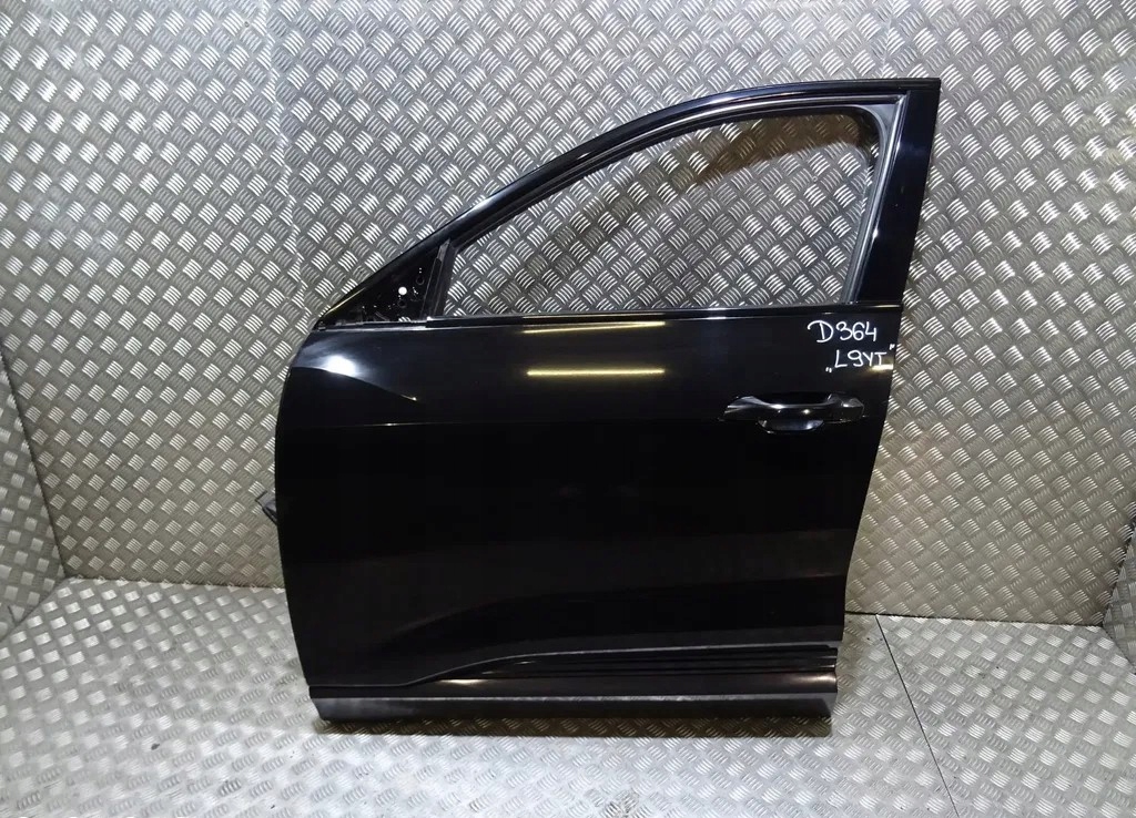 Купить Audi e-tron sportback дверь левая передние ly9t