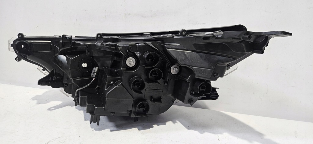 Фара правая  перед full led toyota rav4 v рестайлинг  22- оригинал Оригинал