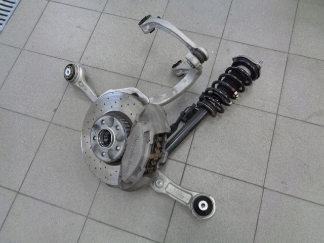 Купить Mcperson поворотный кулак левая mercedes c-klasa w205 купе рестайлинг  1.5 2020 rok