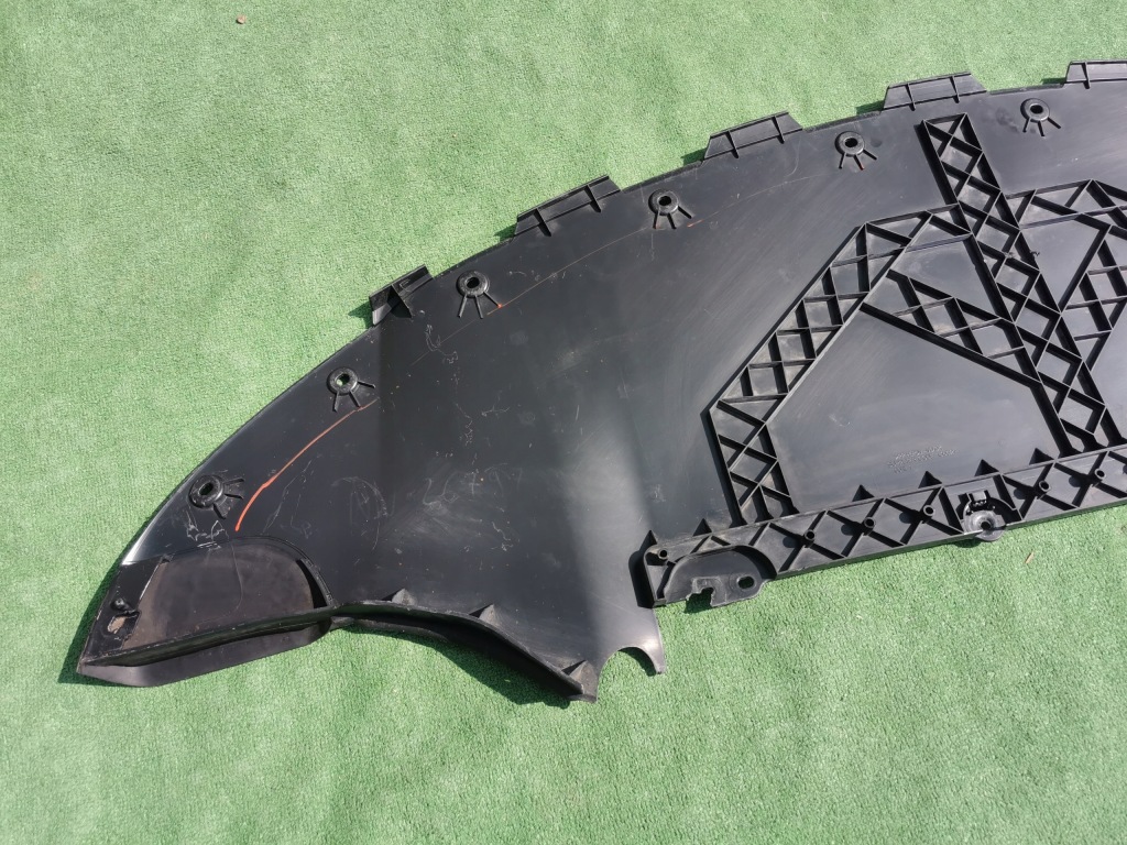 Плита накладка під  бампер перед передній tesla 3 1084174-00-d Ціна