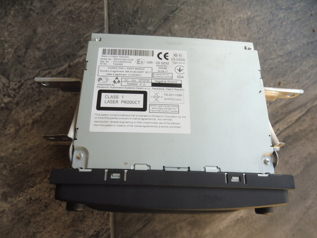 фото №8, Радио навигация камера заднего вида жгут toyota yaris iii lift 14-17r