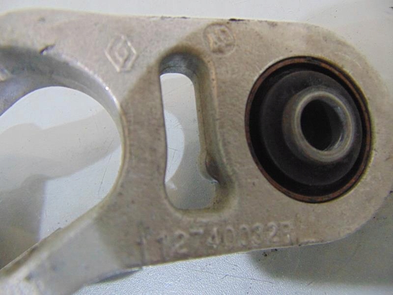 фото №4, Кронштейн подушка двигуна renault twizy 112740032r