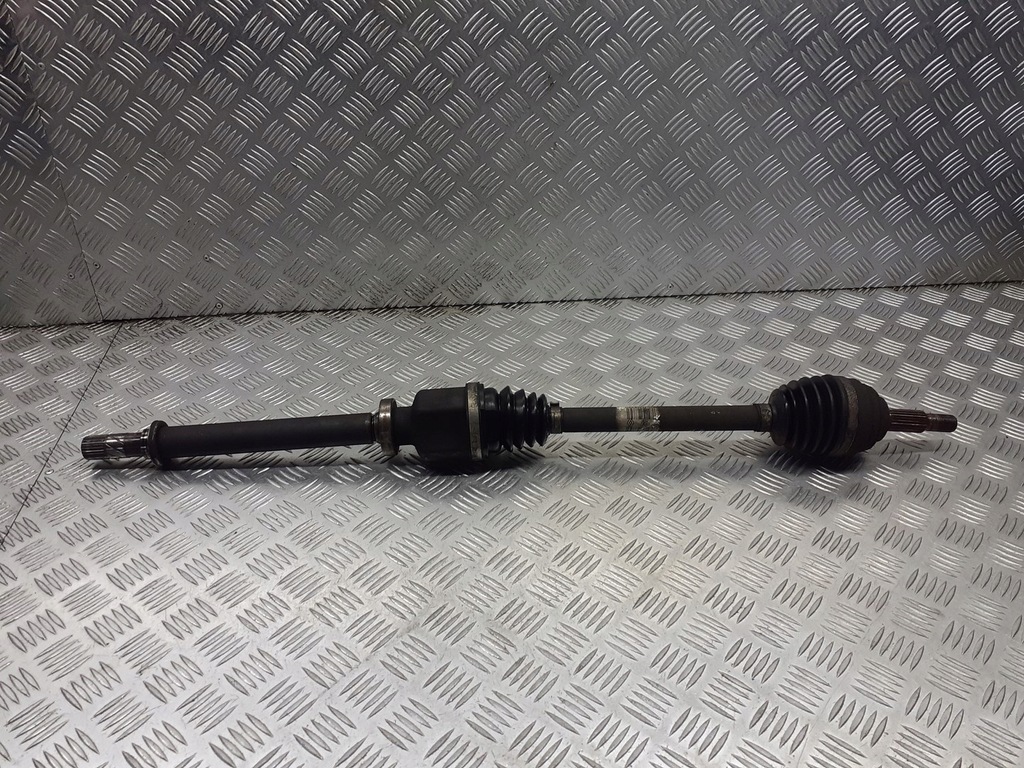 фото №1, Приводной вал правая передняя renault megane ii 1.5 dci 8200626038