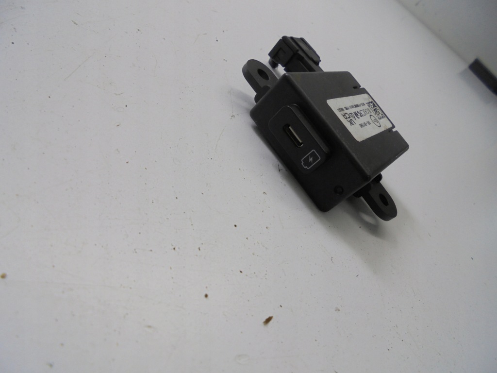 фото №1, Разъём зарядки usb kia sportage v 2021-