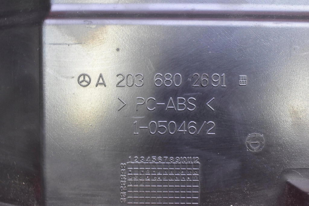 фото №11, Бардачок пасажира eu a2036802691 mercedes c-klasa w203 00-04