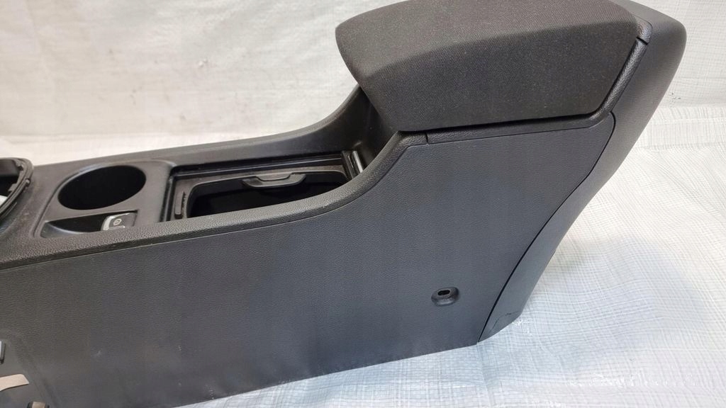 фото №6, Туннель средний подлокотник europa 13258342 opel astra iv j