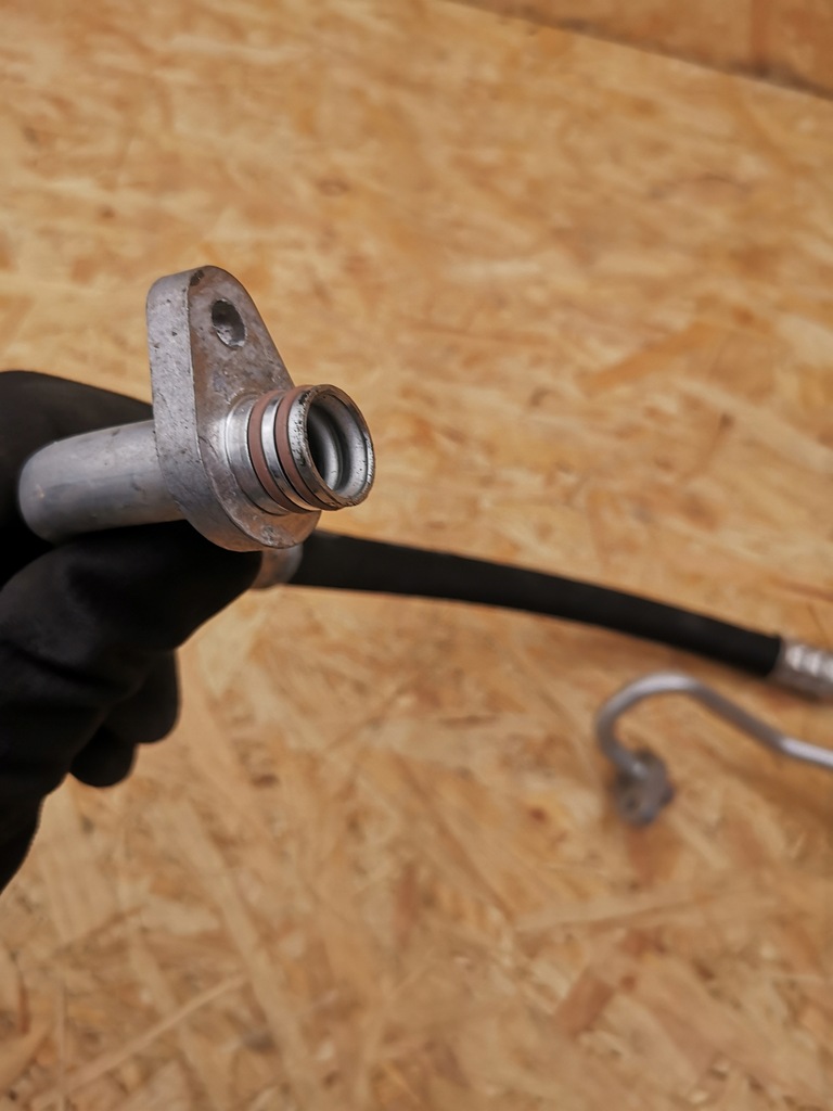 фото №3, Zafira expert proace шланг кондиционера 2.0autom