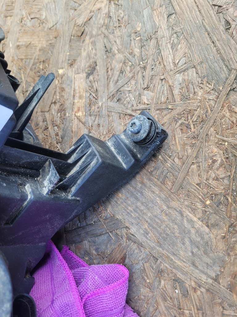 фото №7, Vw caddy 2k8 лампа перед права звичайна ładna