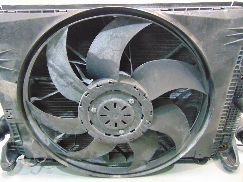 фото №8, Радиатор wody кондиционера w204 2.2 cdi