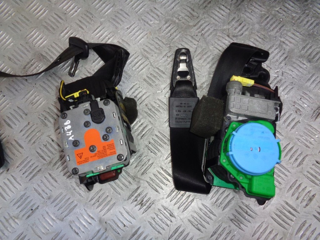 фото №9, Панель приладів приладова панель  спрацювання подушка безпеки ремені шторки безпеки audi a4 b8 08- eu