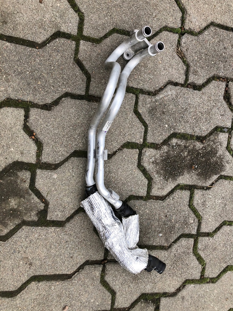 фото №2, Audi r8 plus 5.2 труба wąż wody шланг 4s0121050d