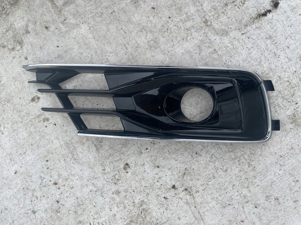 фото №1, Решітка права перед audi a6 c7 lift 4g0807682