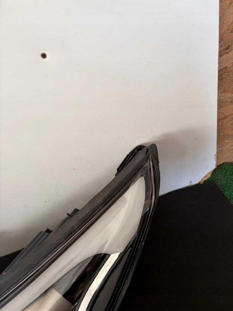 Фара ліва фара hyundai ix35 ксенон ksen0n + led європа демонтаж l+r в Україні