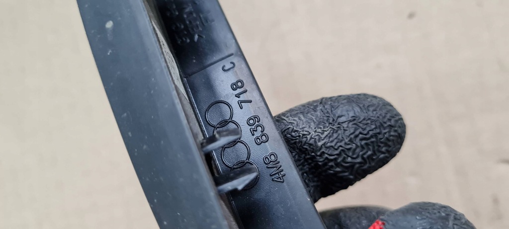 фото №9, Sq8 4m rsq8 q8 прокладка гумовий двері права правий задня 24r 4m8839718c