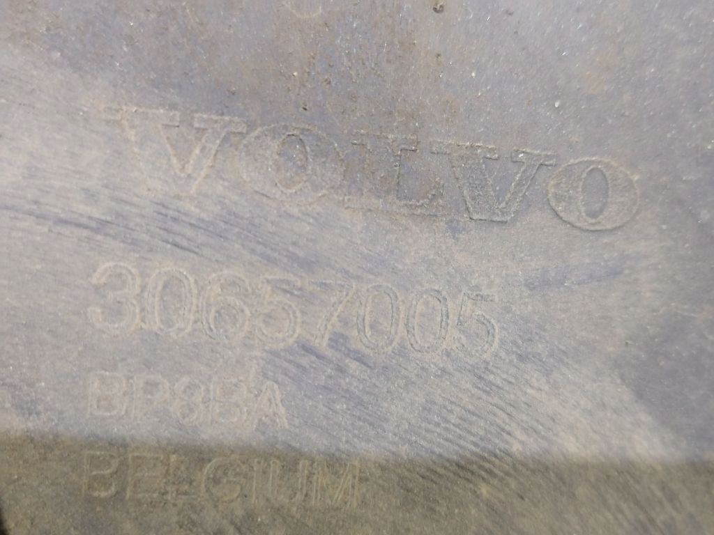 фото №12, Volvo s40 ii v50 бампер перед передний 455-46