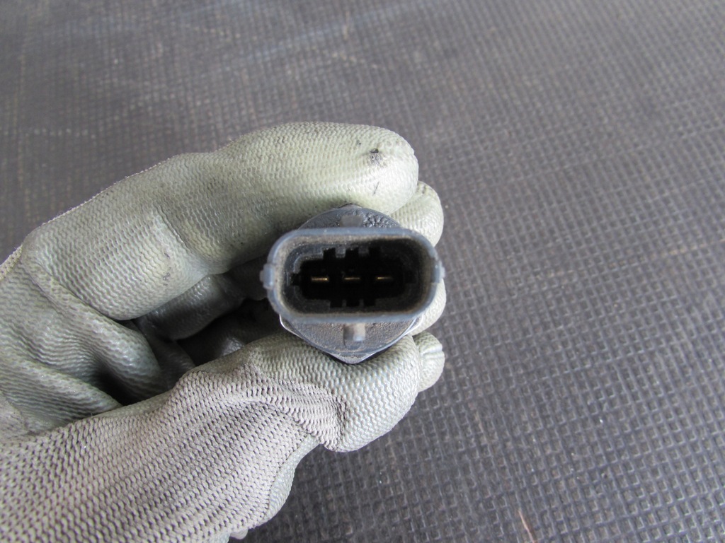 фото №7, Датчик давления топлива 0281002706 fiat bravo ii 1.9 jtd 07-10 r.