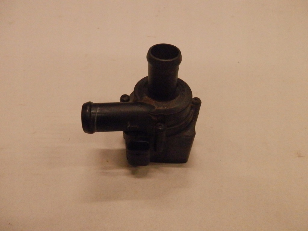 фото №1, Audi a8 s8 d4 4.0 tfsi додаткова насос wody 059121012a