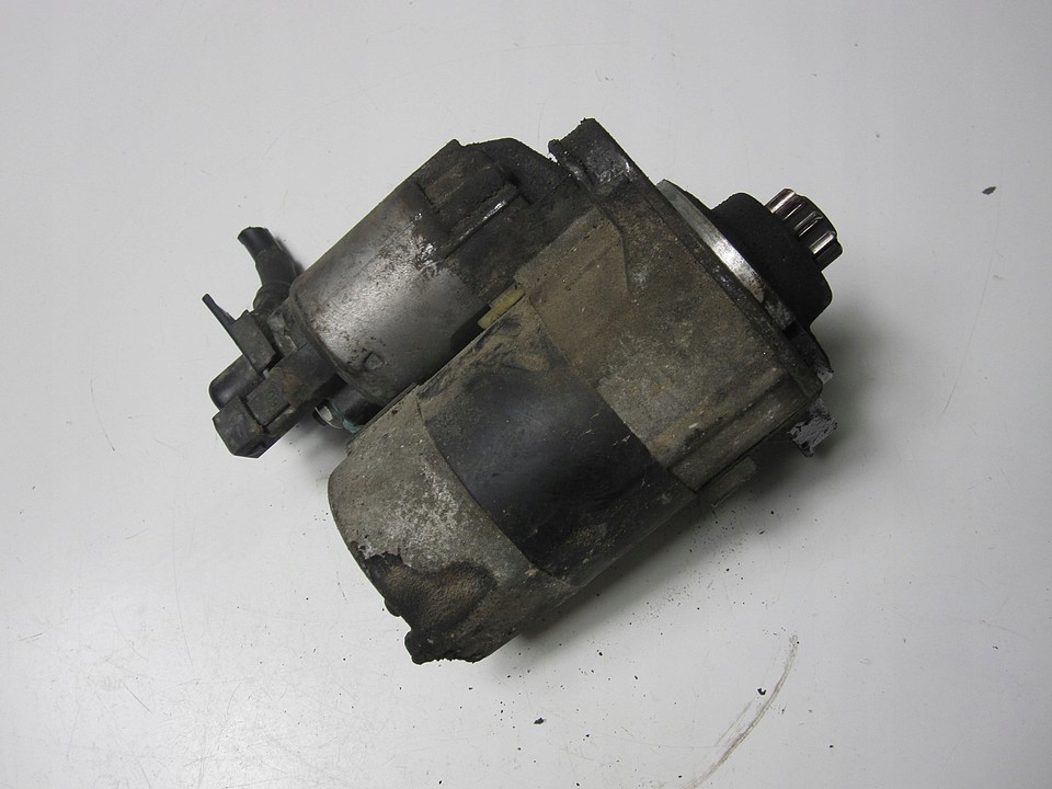 Стартер vw golf iv 1.4 98r Київ