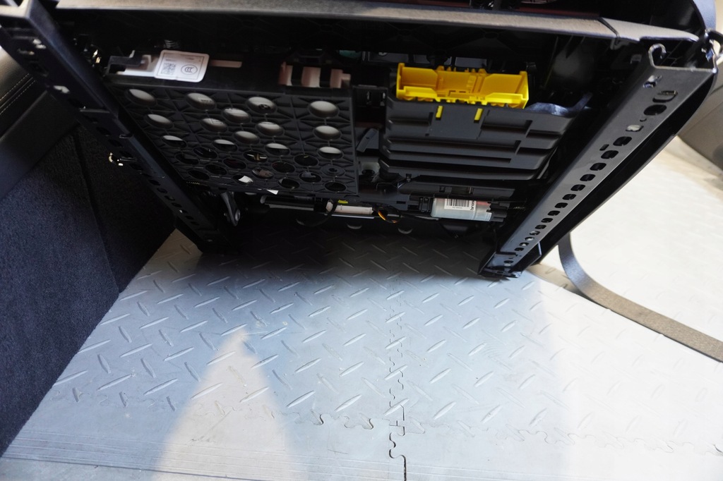 фото №13, Сидіння середина заднє сидіння bmw x6 g06 g06lci-lift schwarz 26km.