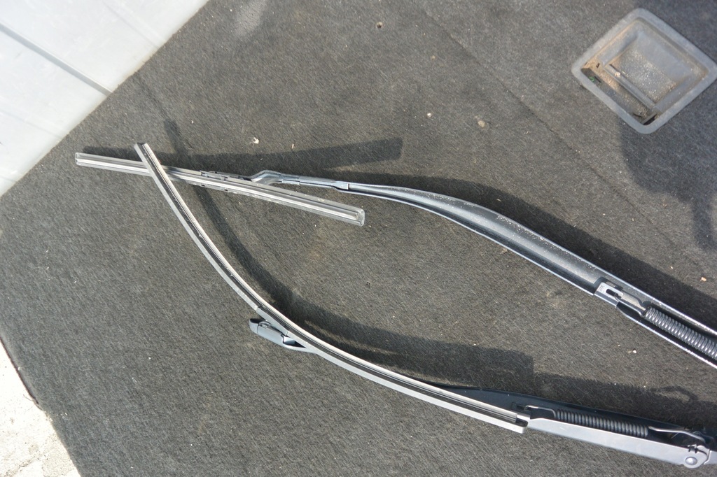 фото №7, Maserati оригинальный номер 670001642 670007562