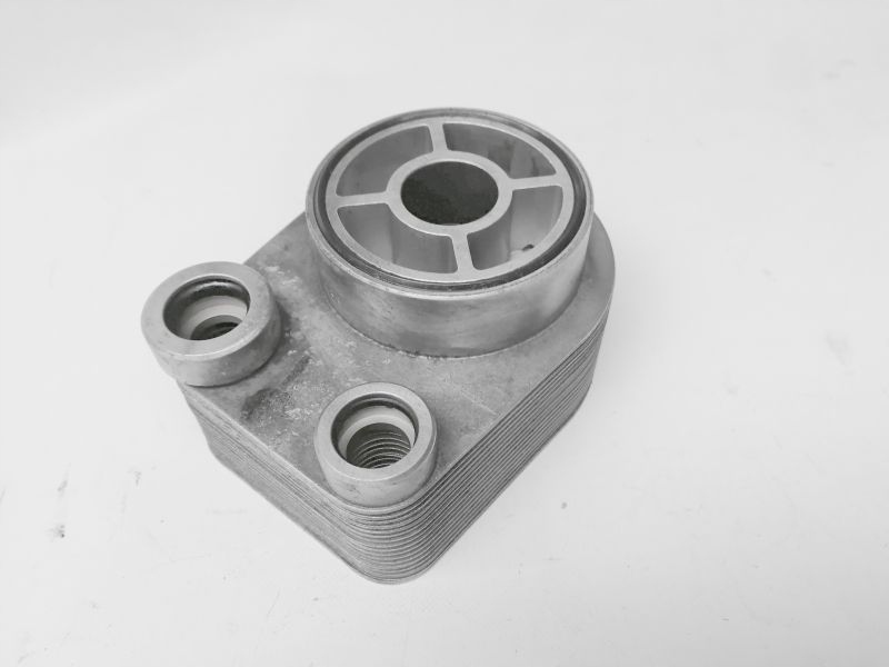 фото №1, Dacia duster lodgy 1,5dci радиатор масла 8200267