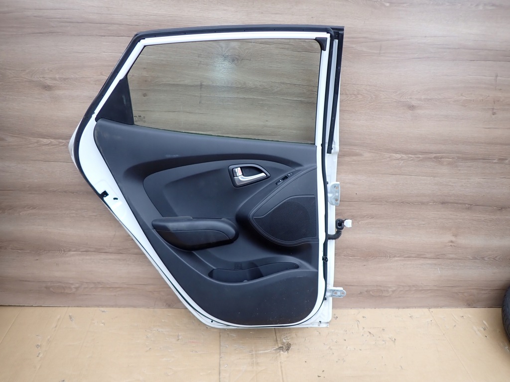 фото №6, Hyundai ix35 10-15 дверь задние левая pkw