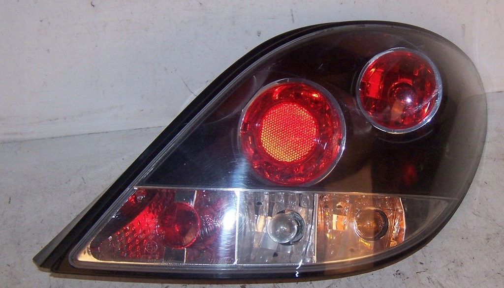 фото №1, Peugeot 207 лампа задня задня права тюнінг