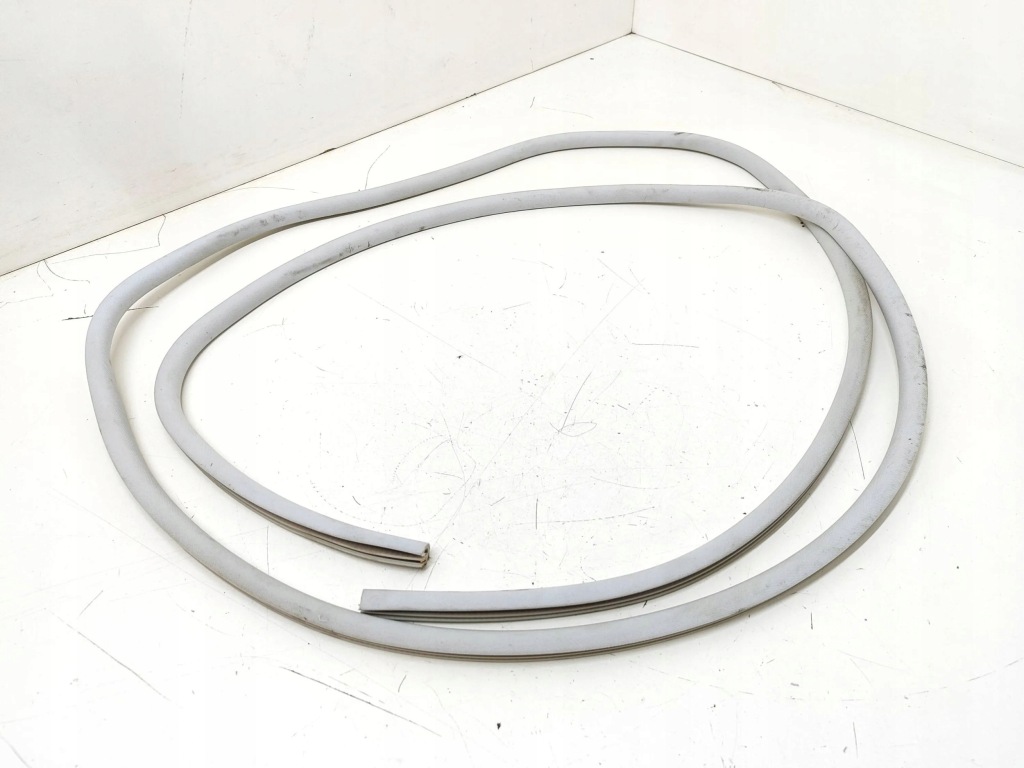 фото №1, Peugeot 508 rxh 2016 резиновый элемент уплотнительная люк