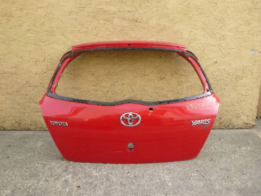 фото №1, Toyota yaris 2 ii 05- крышка багажника задняя
