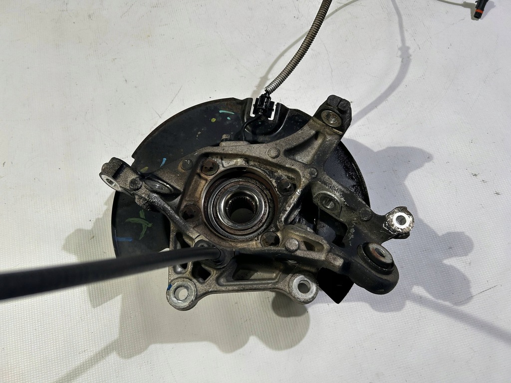 фото №8, Поворотный кулак ступица колеса правая задняя dodge challenger charger 6.2 6.4 srt 2015r-