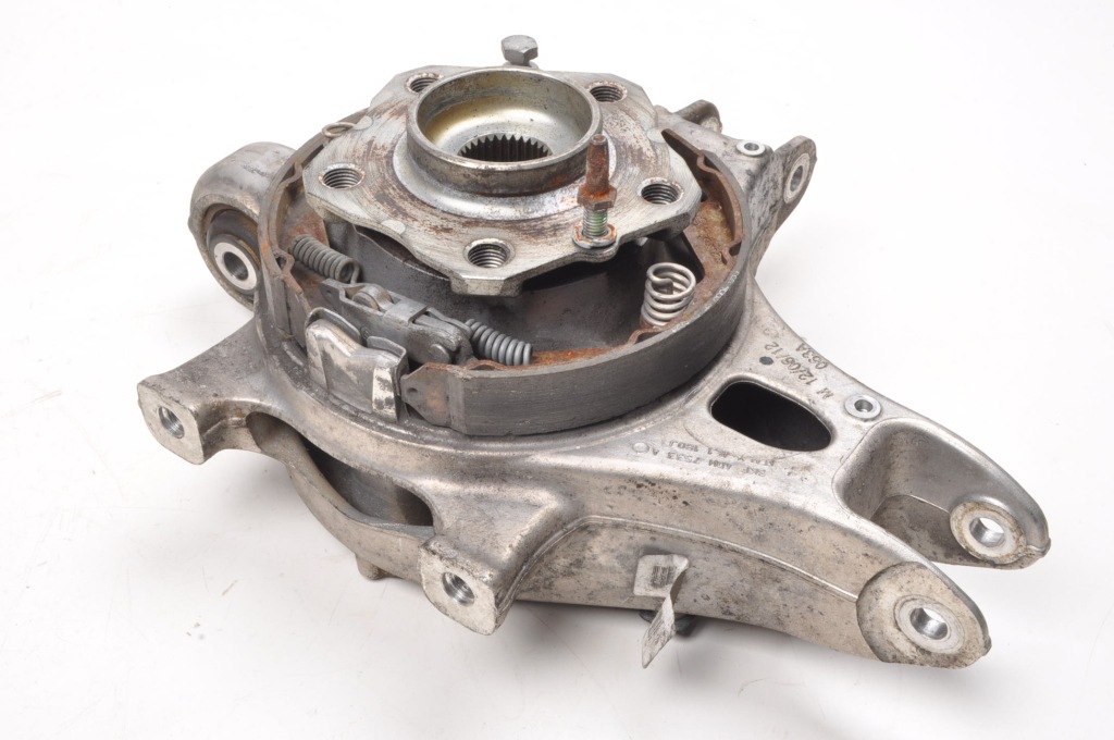 Купить Ferrari california 4.3 поворотный кулак правая  задний 28a34102 238470