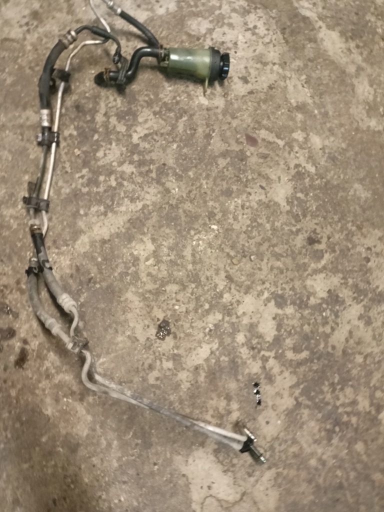 фото №1, Focus mk2 c-max 1.6 b шланг провода усилителя