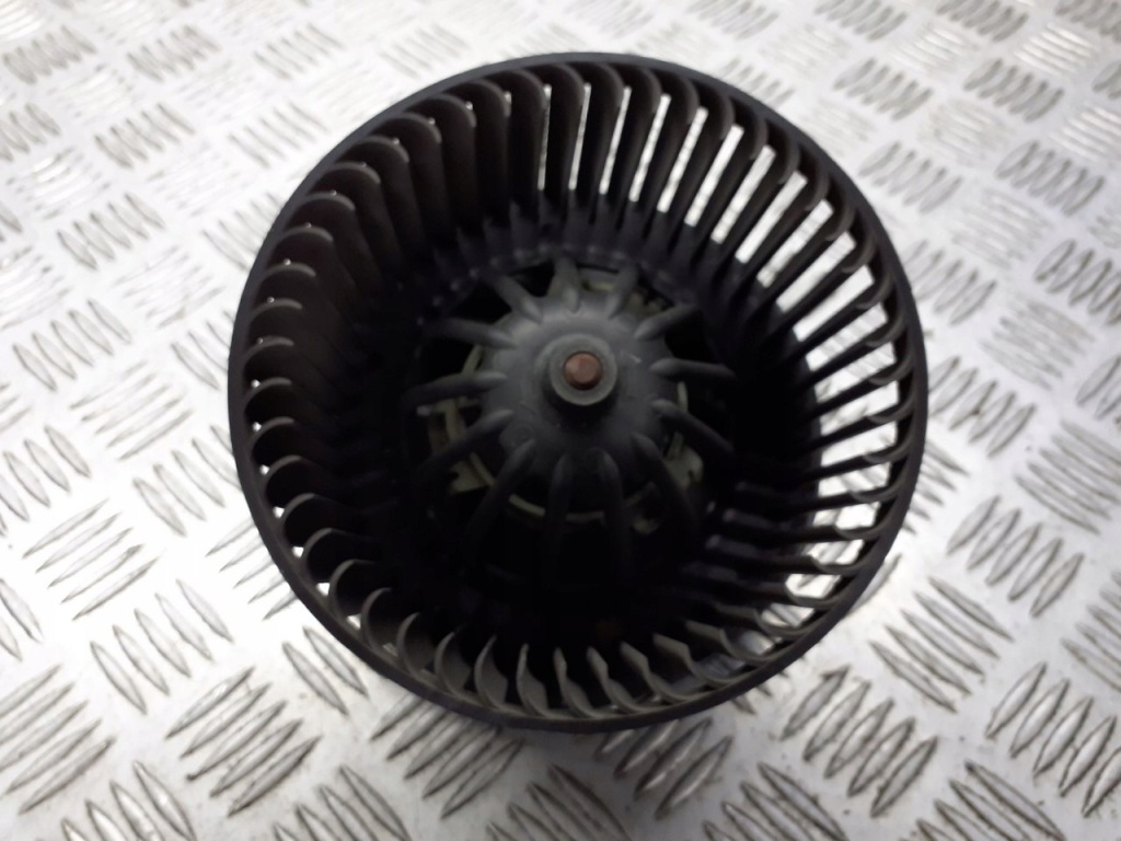 фото №1, Вентилятор обдув nissan micra k12 f667217d