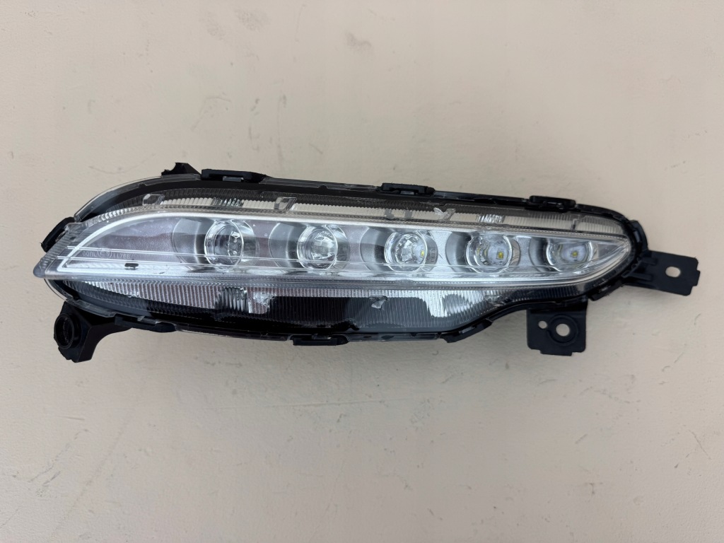 Купить Hyundai tucson 3 3 15r- фара led drl левая передняя 92201-d7000