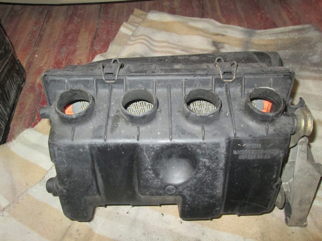 фото №6, Корпус фільтра повітря mercedes-benz w124 2.0d 6010940003