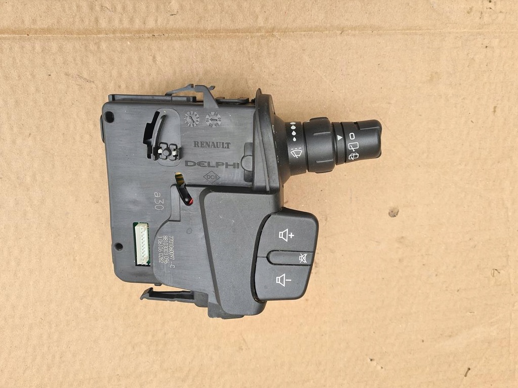 фото №1, Переключатель комбинированный рычаг дворники renault clio iii 7701060097