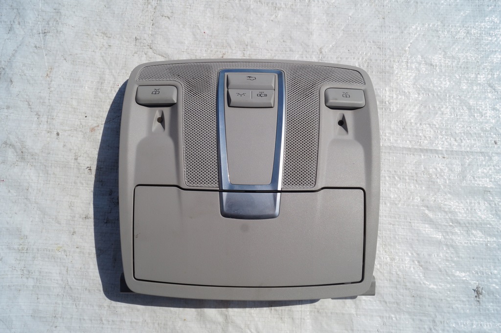 фото №1, Лампа освещение кабины перед mercedes ml w166