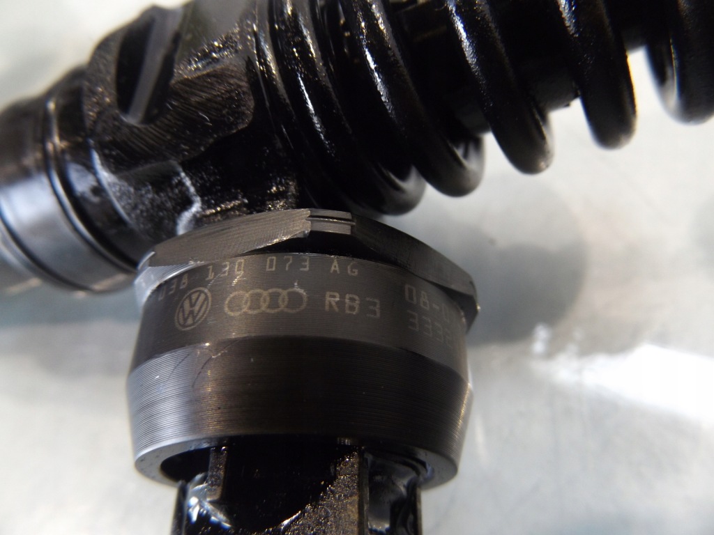 фото №3, Fabia ii 1,4tdi насос-форсунки 038130073ag