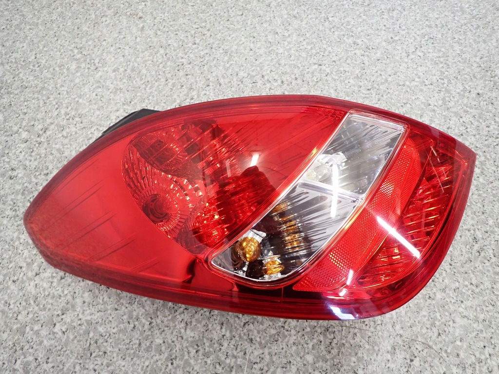 фото №6, Hyundai i20 08-12 лампа задняя левая