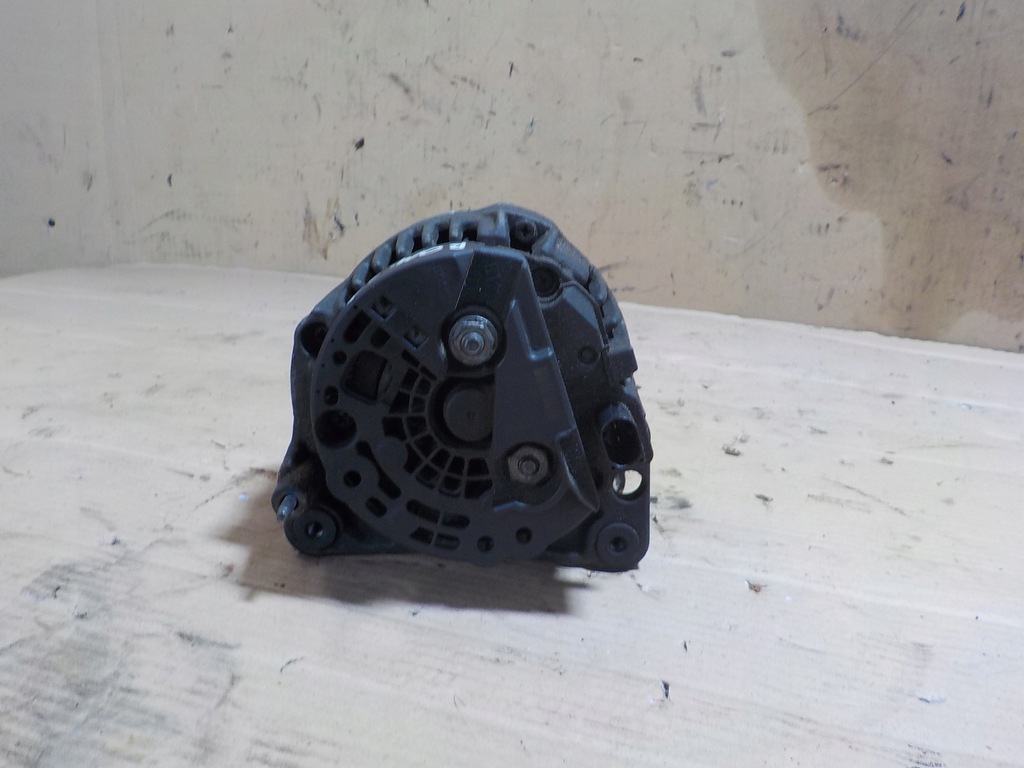 фото №5, Roomster генератор 06f903023d