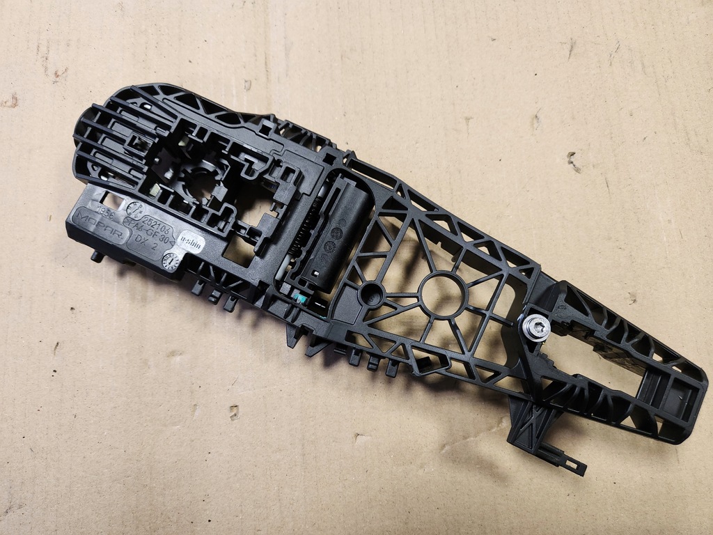 фото №1, Основание ручка jeep renegade 14-24 fiat 500x перед правый oryg. 252106