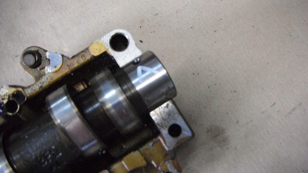 Mercedes r w251 ml w164 5,0 вал розподільного валу лівий + корпус Оригінал