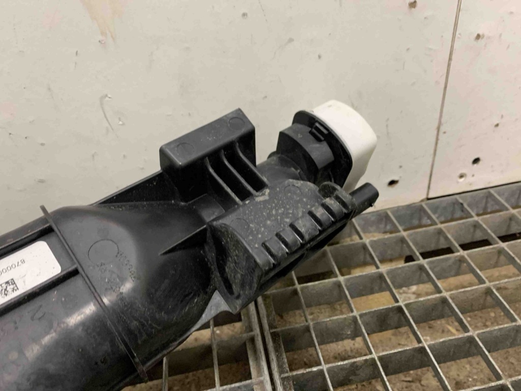 Dodge ram 1500 ds фильтр угольный par топлива 72142991 2019 5700cm3 Цена