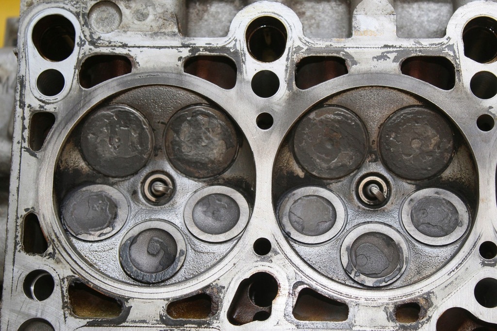 фото №14, Головка ліва audi a6 c5 a4 b5 a8 d2 2.4 b asm 078103373ah