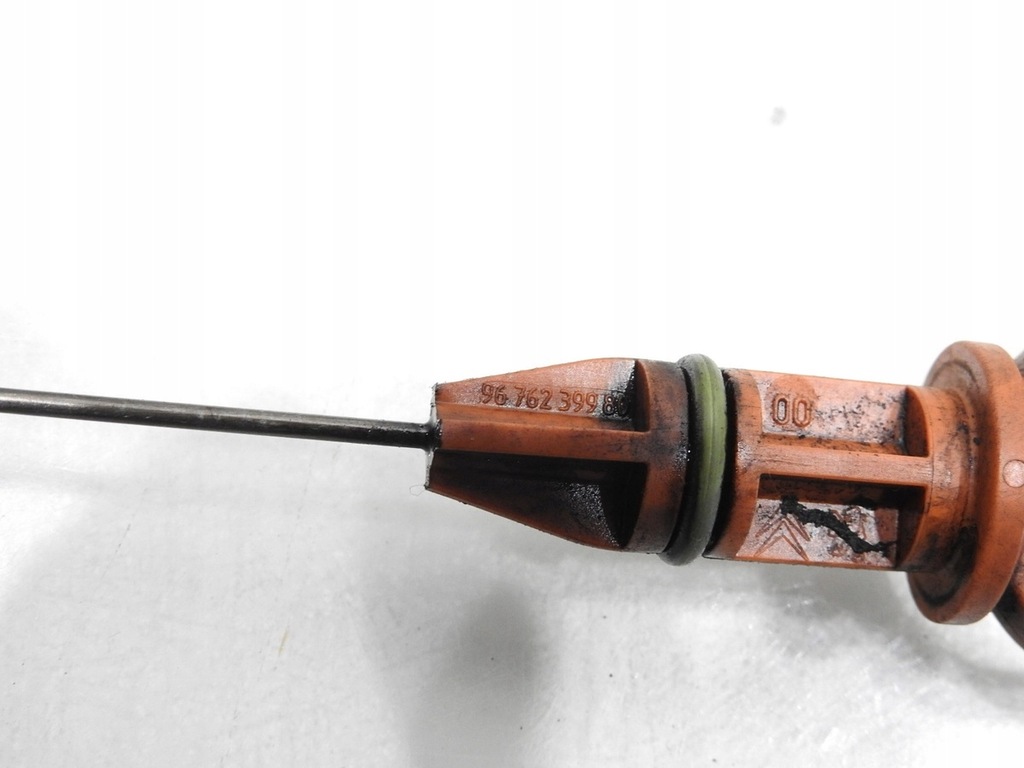 фото №8, Щуп щуп масла citroen c3 picasso 1.6 hdi