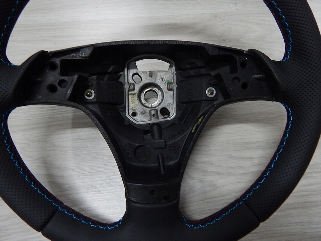 фото №9, Bmw e46 przed liftem - воздуховод pod multi nowa кожа обшивка 3-375-e46-2