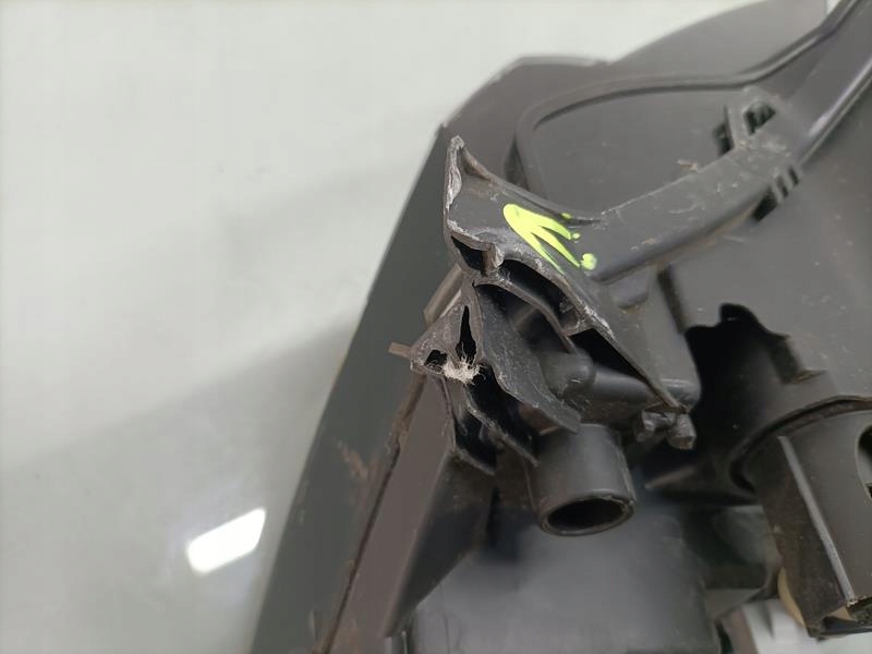 фото №11, Лампа правый перед full led talisman 260100184r